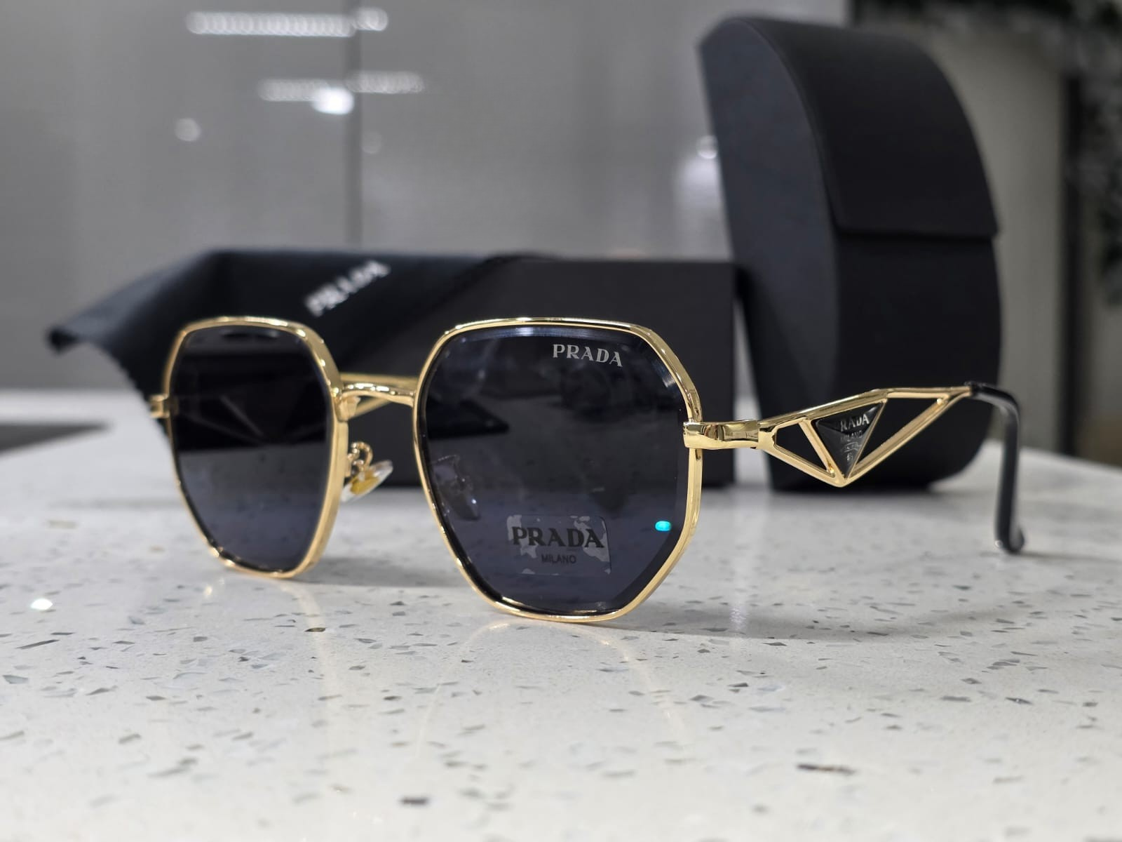 Eclipse Sur — Lentes de Sol Metálicos | Colección Sur