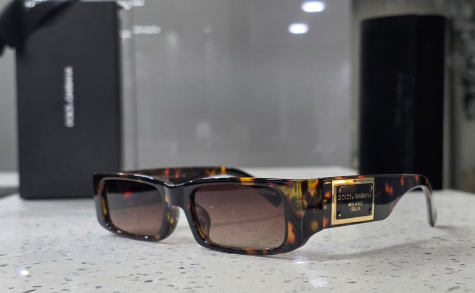 Puerto Oscuro — Lentes de Sol Rectangulares | Colección Sur